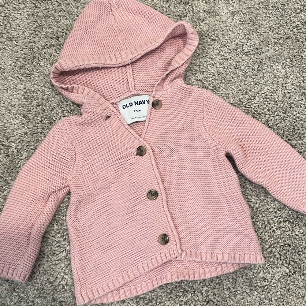 Old Navy Knit Sweater - 6-12 month - LIKE NEW